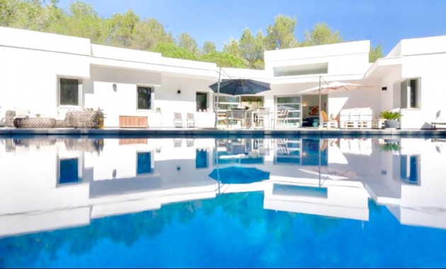 Villa - Location courte durée - Ibiza - Cala Llonga
