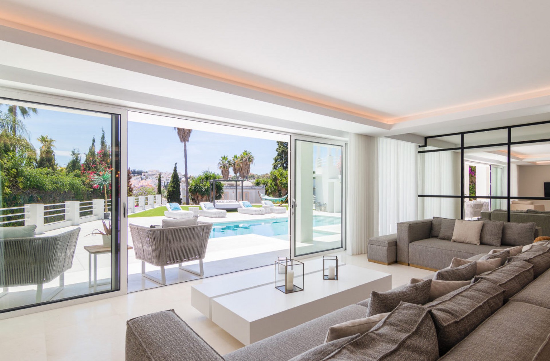 Alquiler a corto plazo - Villa - Marbella - Nueva Andalucia