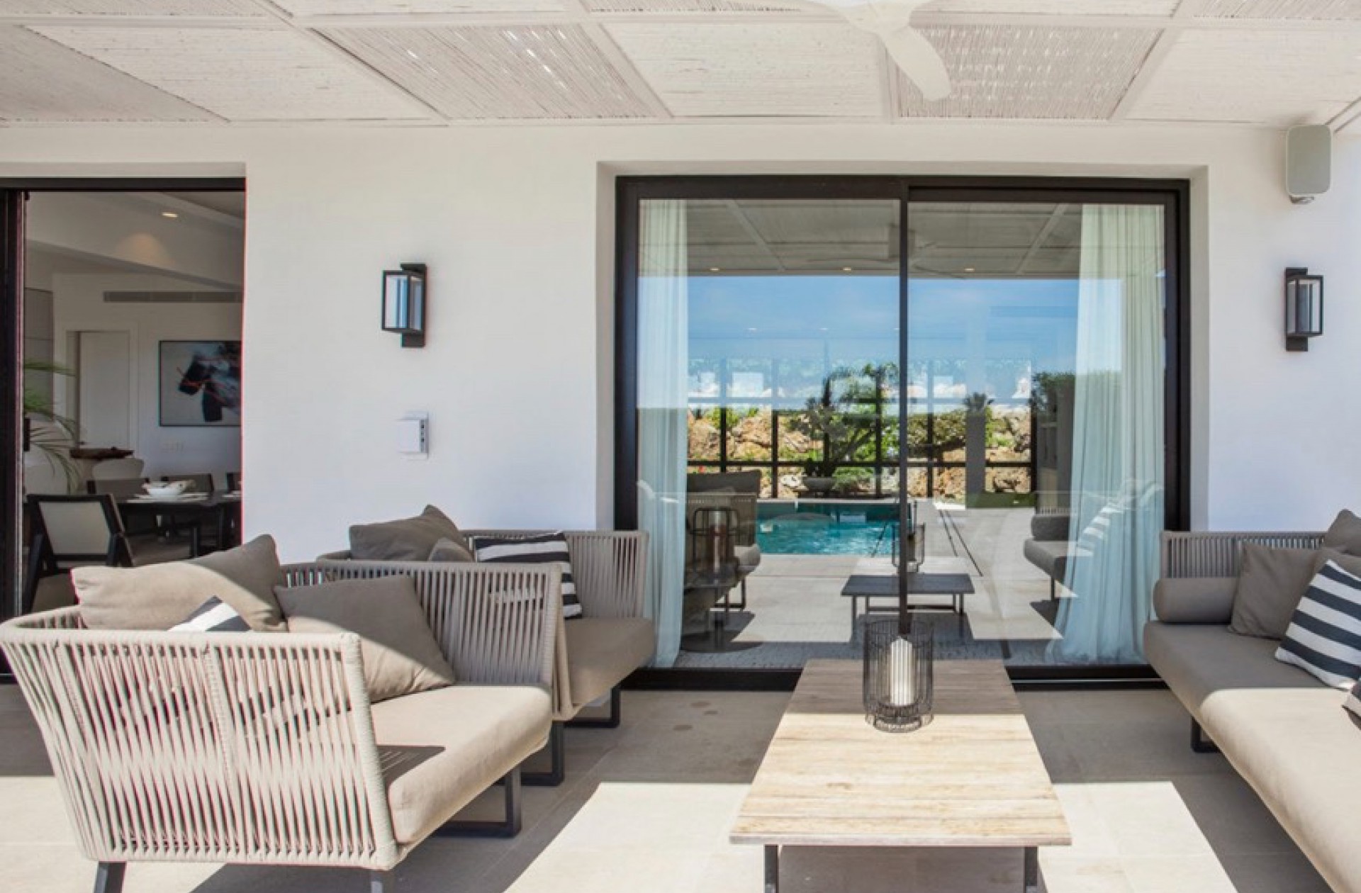Short time rental - Villa / Semi semi-detached - Marbella - Nueva Andalucia
